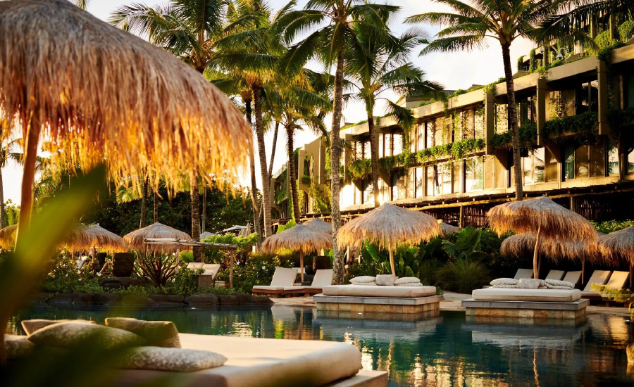 Review 1 Hotel Hanalei Bay